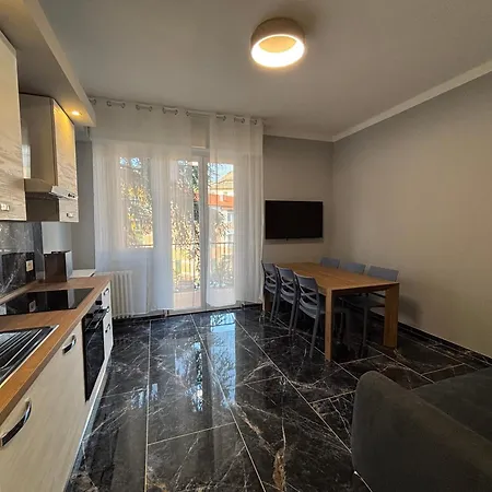 Casa Genova Arenzano - Vicino Alla Stazione - 5 Minuti A Piedi Dal Mare 阿伦扎诺
